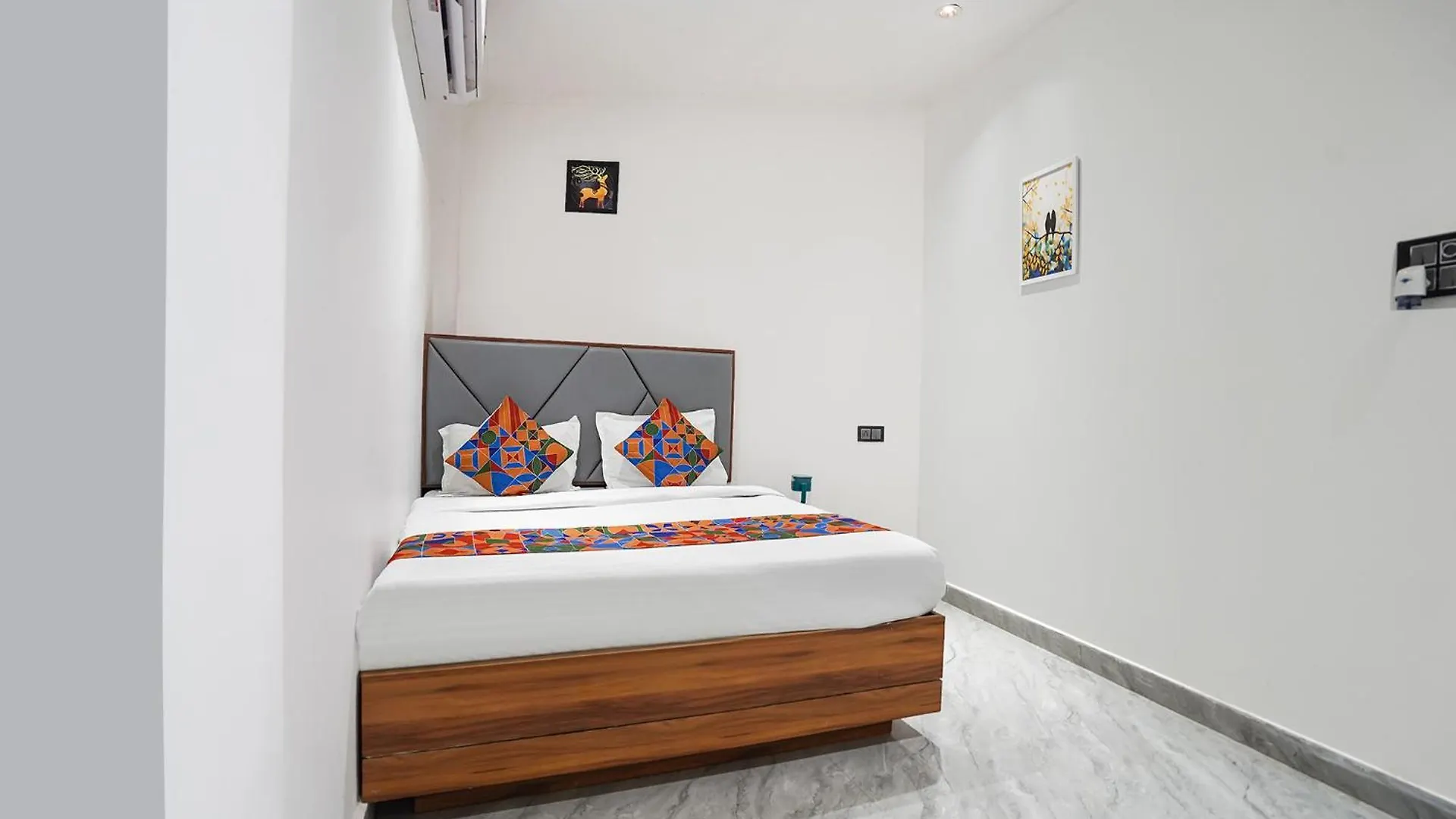 Fabhotel The Shivaay Palace Varanasi 0*,  Índia