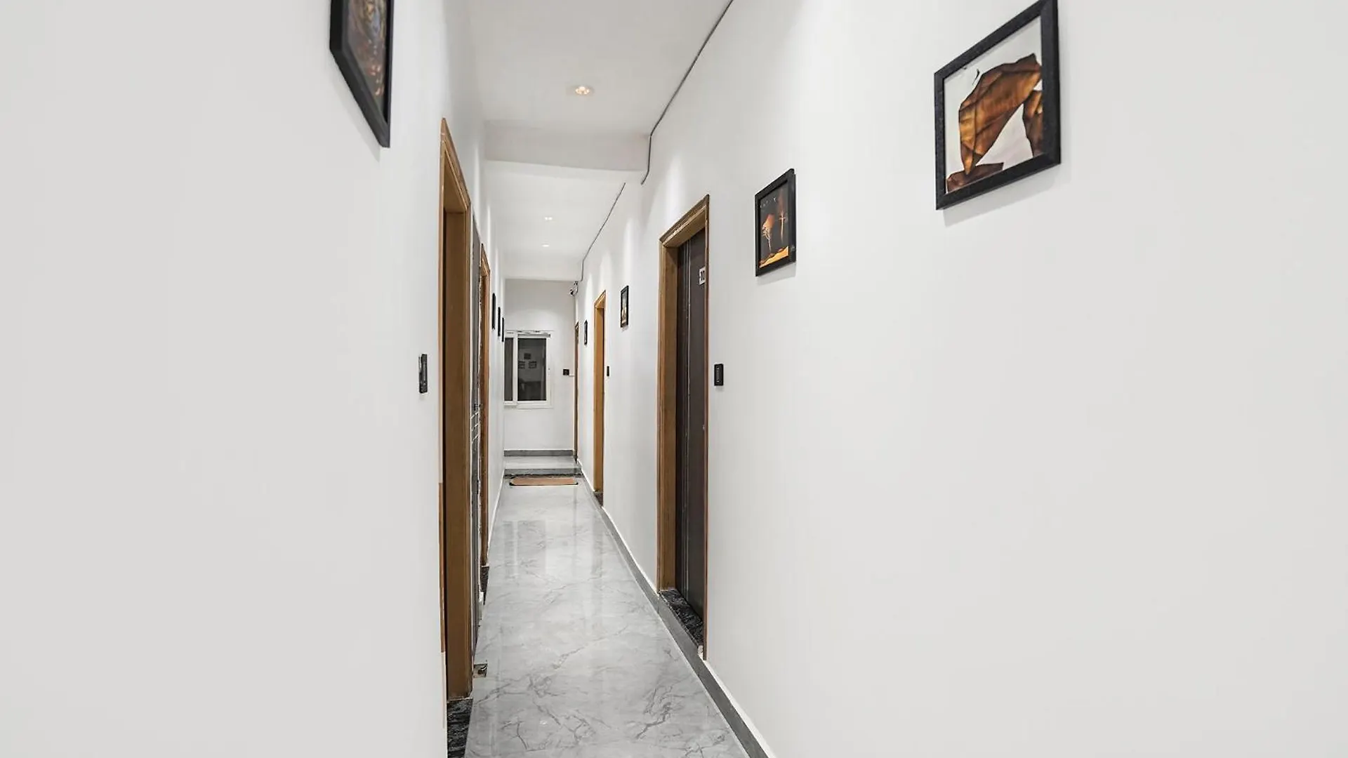 Fabhotel The Shivaay Palace Varanasi